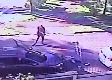 Instant Justice..Carjacker is Killed Immediately with a Headshot by Victim carrying a Pistol 