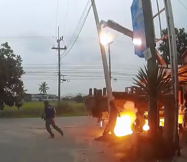 Electrical Workers in a Shithole Country Killed Instantly in Work Accident 