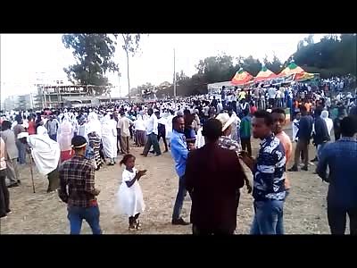 Festival Goers are killed in Bizarre Electric Shock Accident (Watch their feet light up at :24 of video) 