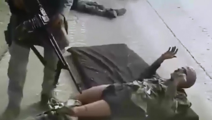 Huge Machine Gun used to Execute Man 