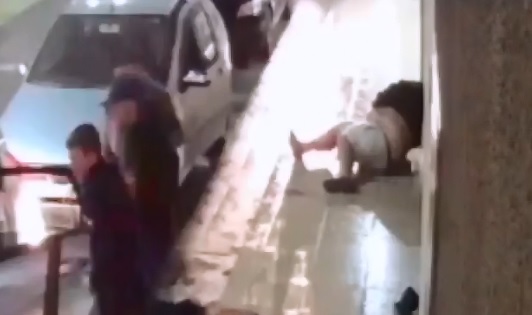 Big Man fucks with the Wrong Car and is Killed in Cold Blood in the Street...Watch (Info in Description) 