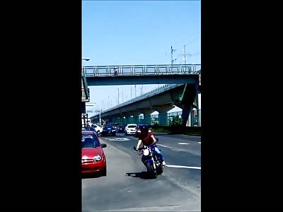 One Cellphone Captures Woman Suicide in Front of Cop Patrolling the Area 