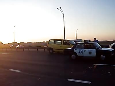 Cops beat down knife maniac 2008 (Better quality version).