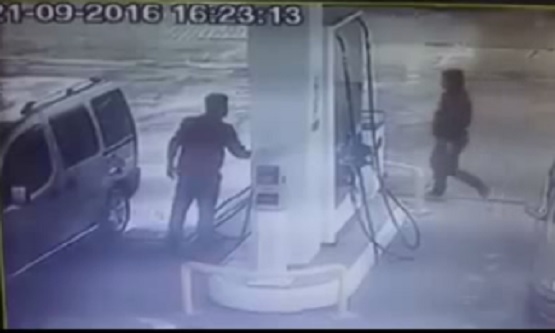 Man Executed while Filling his Car at a Gas Station