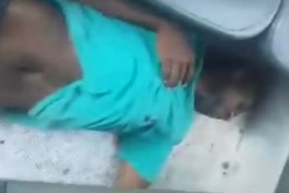 Thief gives his last breaths inside bus after being shot by off duty cop