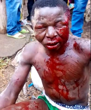 Thief Beaten and Stoned by Angry Crowd