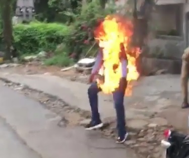 Maniac Sets Himself on Fire 