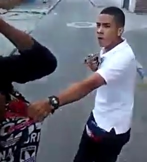 Scum Bag Puts His Gun Away then Stabs Robbery Victim 