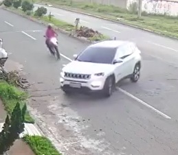 Jeep Becomes Bike Blocker