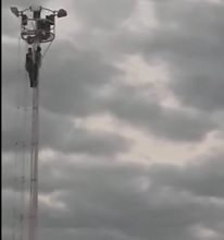 Rescuer Falls.... Needs a Rescuer 