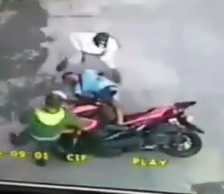 Dude is Bike Jacked and Killed 