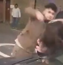 Scum Stabs Woman In Front of Police