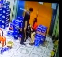 Lady in Mini-Skirt Gets Horrifically Beaten