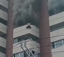 Dude Can't Hang On When the Final Explosion Happens