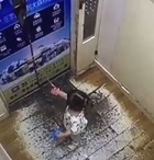 SAD: Little Girl vs Elevator.