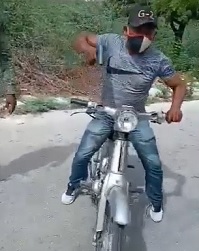 Dudes Not Taking any Shit.. Shoots a Guy.