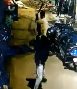 Dude Hacked to Death by Rivals on Busy Street