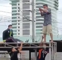 Crazy Dude Stabs Himself on Bridge.