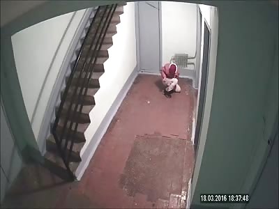 Exclusive.Hidden camera. The addict in narcotic intoxication was detained by the police