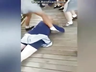  live stream show girl kick to death on Facebook 