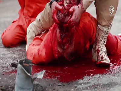 ISIS New BRUTAL Beheaded Execution !