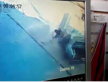 Horrific Crash a Car Into a Pole at High Speed