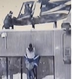 ESCAPE FROM A CANADIAN PRISON BY HELICOPTER IN HOLLYWOOD-STYLE