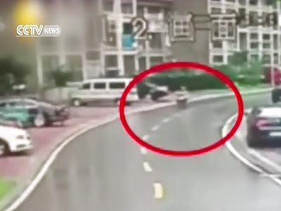 FATHER AND DAUGHTER ON E-BIKE STRUCK BY TRUCK'S SWINGING TAILGATE