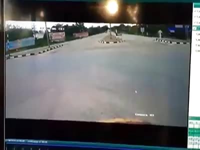 WATCH THIS BIKER RIDER GETTING THROWN IN THE AIR