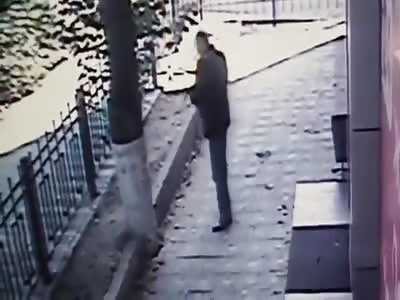 ALLEGED LOCAL CRIME BOSS KILLS LAWYER 