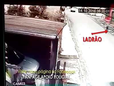 SURPRISE, MOTHERFUCKER: THIEF IS  SHOT TRYING TO ROB POLICE OFFICER