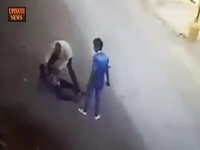 LIVE MURDER: MAN BEING STABBED TO DEATH