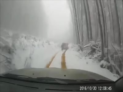 DON'T FORGET YOUR PARKING BRAKE