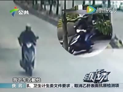 ... AND BRUCE LEE IS BACK !!