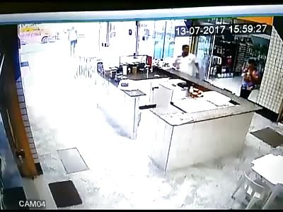 BANDIT AND HOSTAGE DEAD IN SHOOTOUT