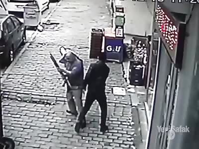 HOMICIDE IN BROAD DAYLIGHT IN TURKEY