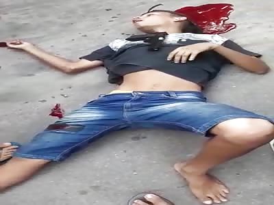 ROBBER WITH A FAKE GUN GETS SHOT