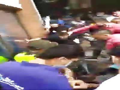 THIEF WAS SHOT AND BEATEN BY CROWD