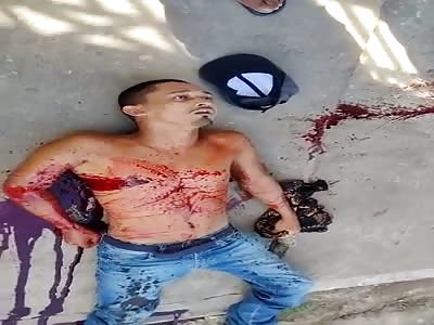 GUSHING BLOOD - THE LAST SECONDS OF A MAN