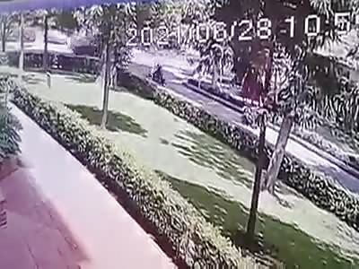 THIEF BEING CHASED AND KILLED