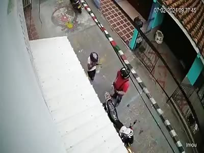 THIEF BEING BEATEN 