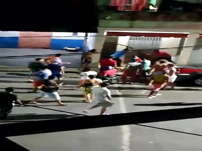 MURDERER BEING BEATEN TO DEATH BY CROWD