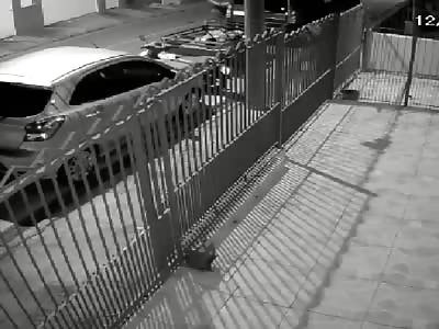 COUPLE REACTS TO ASSAULT AND IS WOUNDED BY GUNFIRE