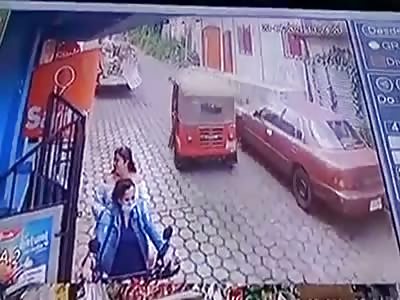 MAN INJURED IN MOTORCYCLE ACCIDENT 