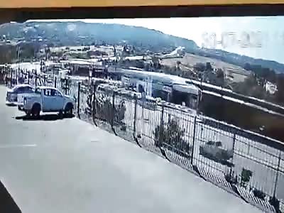 MULTI-VEHICLE ACCIDENT