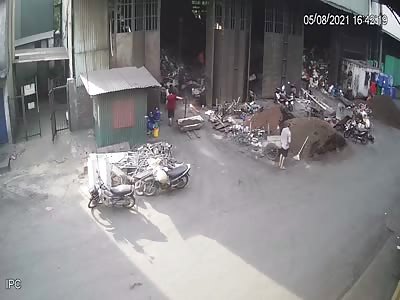 OXYGEN TANK EXPLOSION LEAVES A MAN INJURED