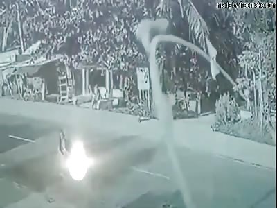 3 DEAD, 2 INJURED IN CAR CRASH 