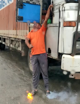 MAN IN FIRE DUE TO ELECTRIC SHOCK