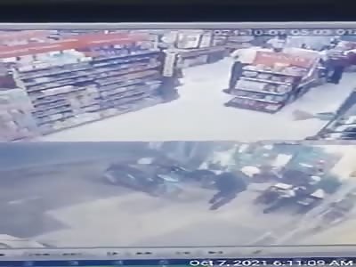 NOOB SECURITY GUARD KILLED BY THUGS