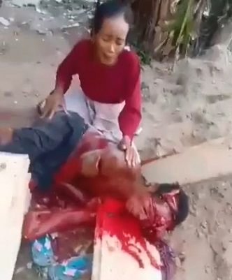 DAMN! Someone Finally Sharpened Their Machetes